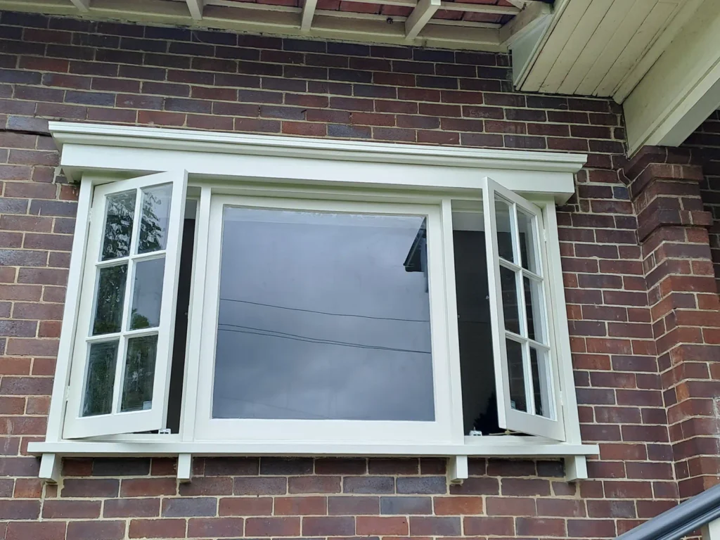 Exterior bay window painting in Roseville