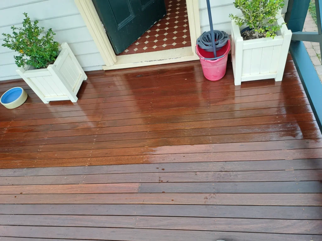 Deck oiling in Beecroft, Sydney (angle 2)