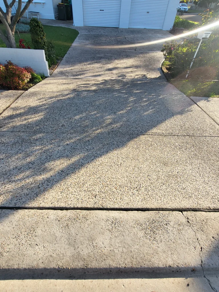 Driveway after pressure cleaning in Eastwood